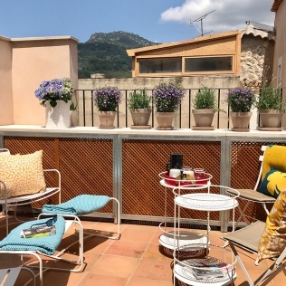 Sonnige Dachterrasse